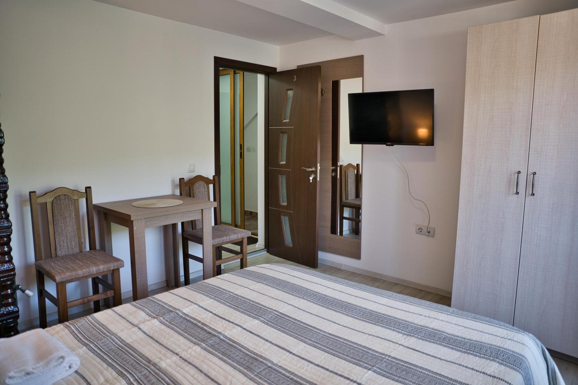 Perla Argesului, Ciubar, Piscina, Lift, Gratar, Cabana, Pensiuni, Hotel Cazare Transfagarasan Curtea De Arges Albestii de Arges Esterno foto