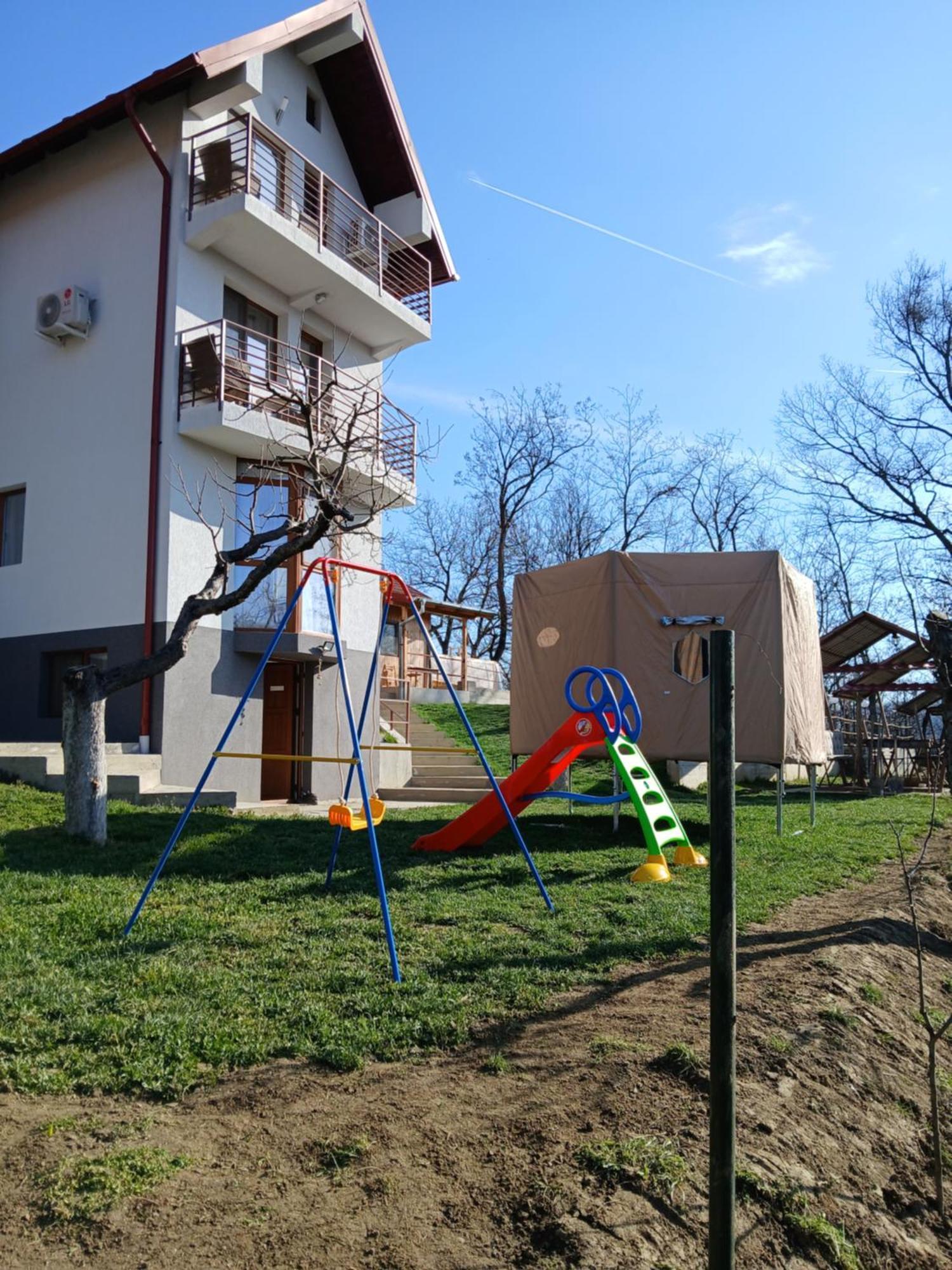 Perla Argesului, Ciubar, Piscina, Lift, Gratar, Cabana, Pensiuni, Hotel Cazare Transfagarasan Curtea De Arges Albestii de Arges Esterno foto