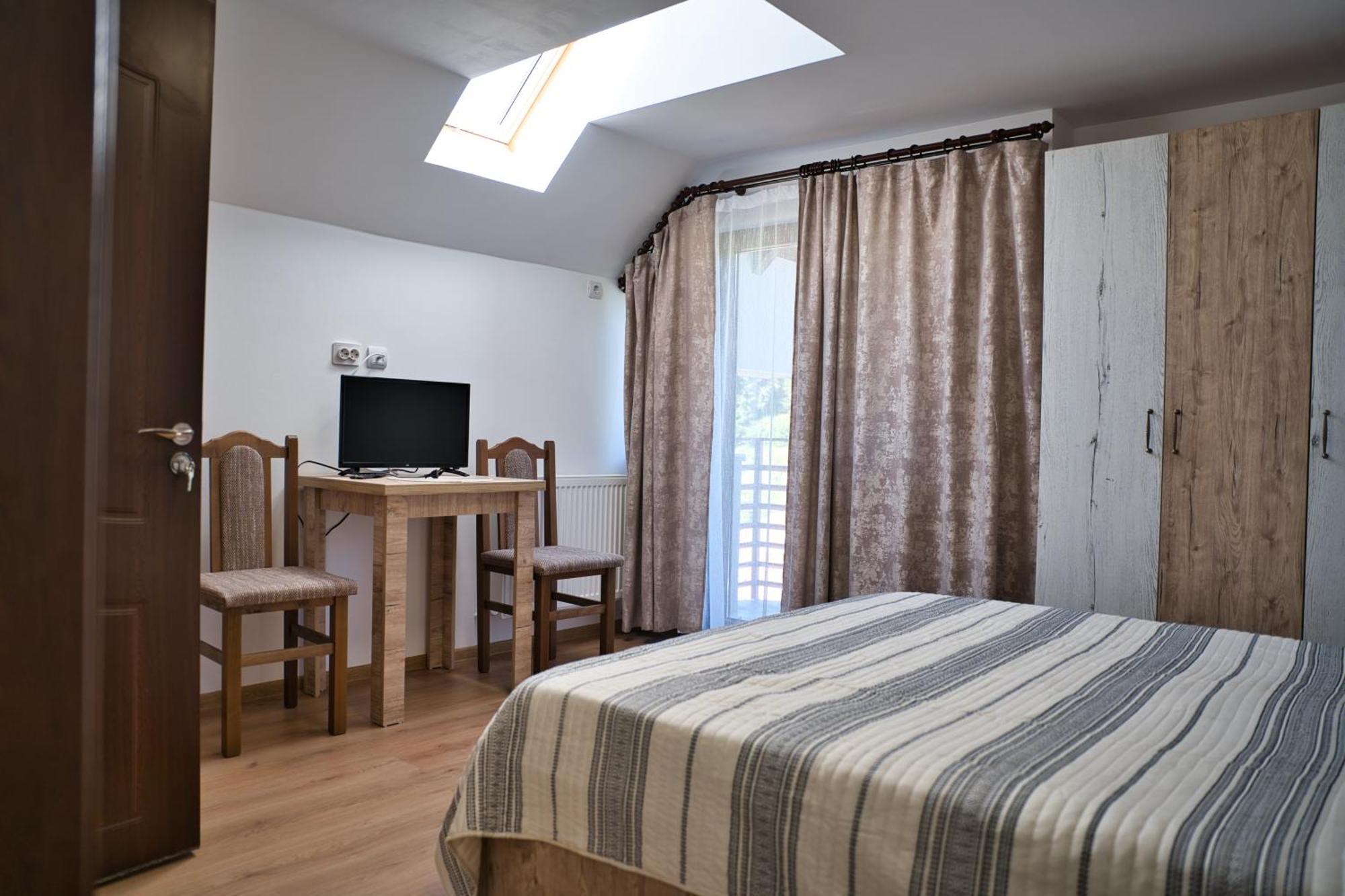 Perla Argesului, Ciubar, Piscina, Lift, Gratar, Cabana, Pensiuni, Hotel Cazare Transfagarasan Curtea De Arges Albestii de Arges Esterno foto