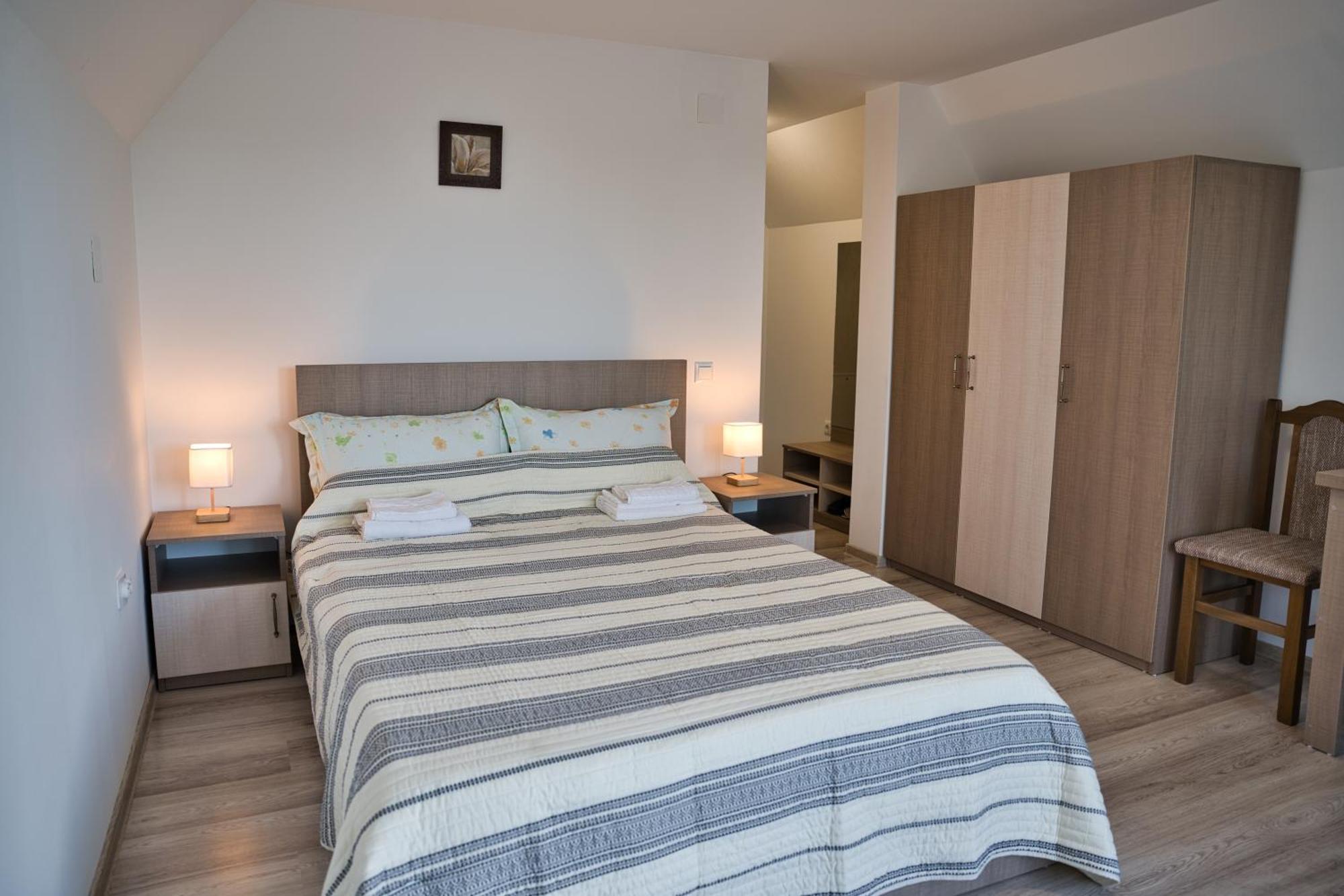 Perla Argesului, Ciubar, Piscina, Lift, Gratar, Cabana, Pensiuni, Hotel Cazare Transfagarasan Curtea De Arges Albestii de Arges Esterno foto